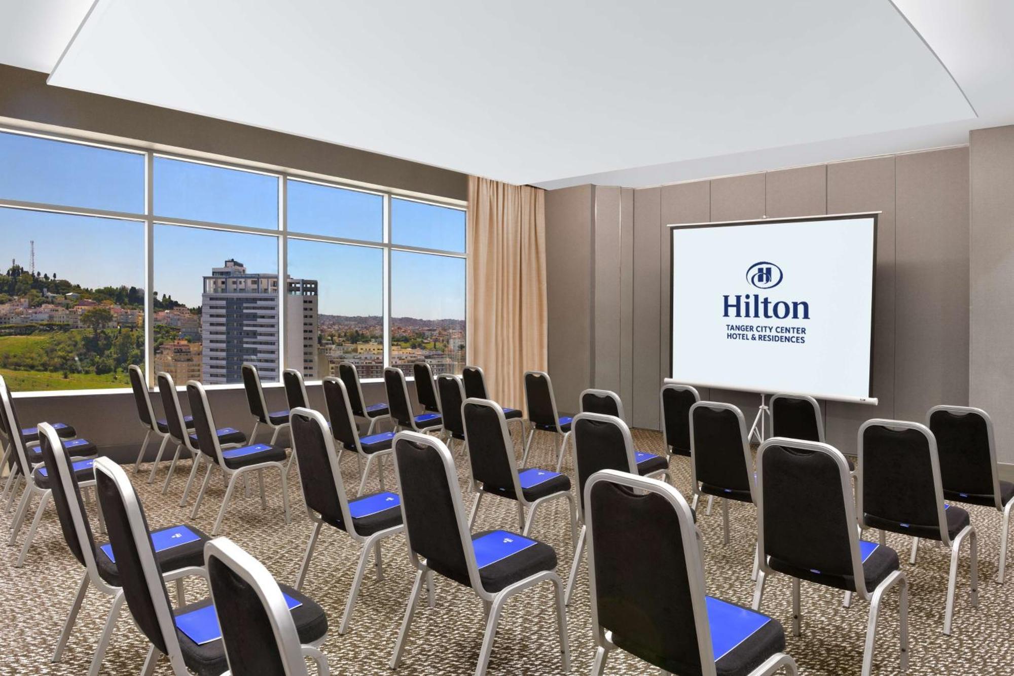 Hilton Tanger City Center Exterior foto Meeting room